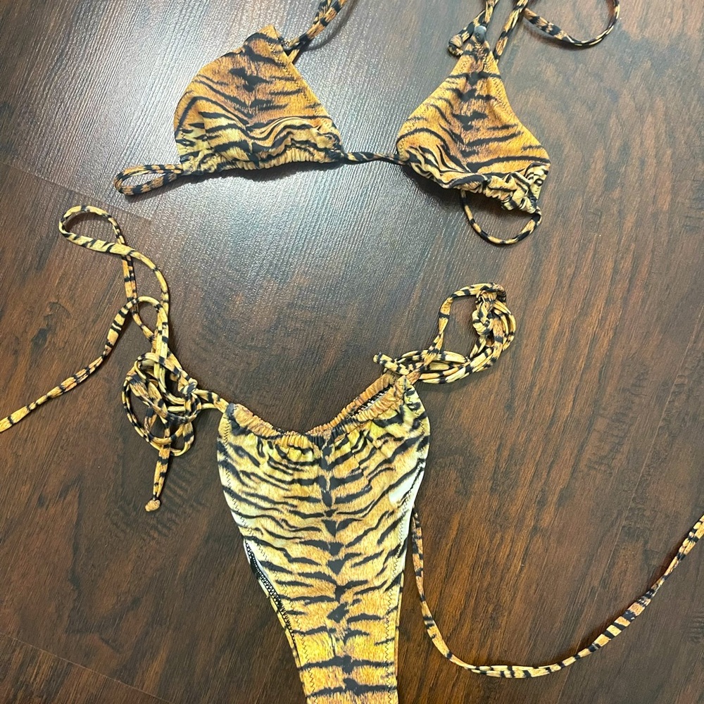 Pretty little thing bikini